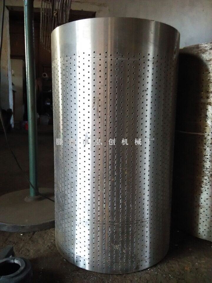 吉林白山长白县顾客订购的无缝钢管料筒已出厂